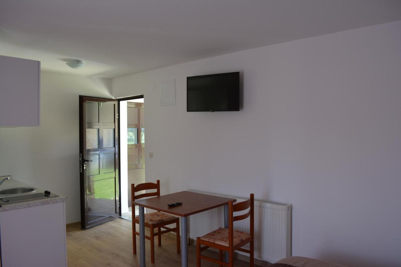 Guesthouse Andja Smoljanac Exteriör bild